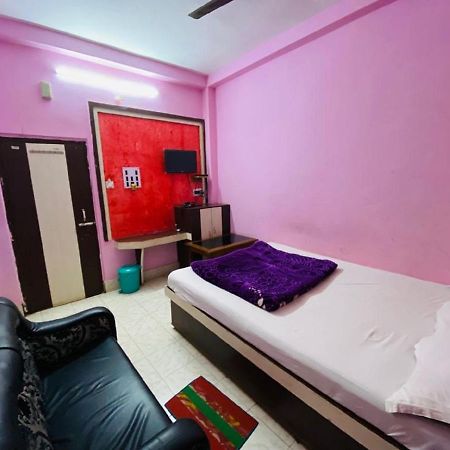 Staymaker Hotel Prerana Tarapith Ngoại thất bức ảnh