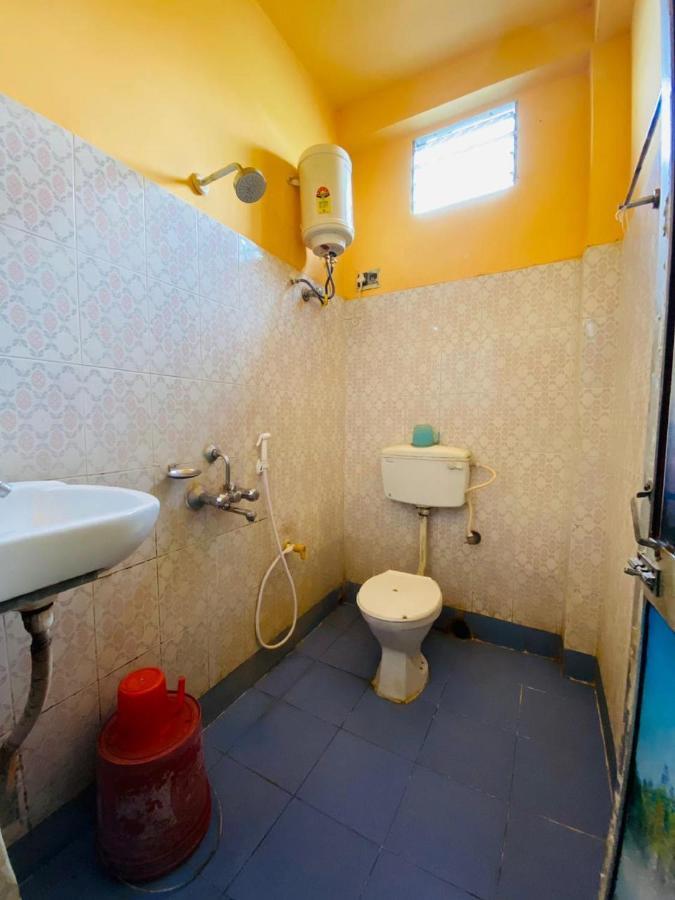 Staymaker Hotel Prerana Tarapith Ngoại thất bức ảnh