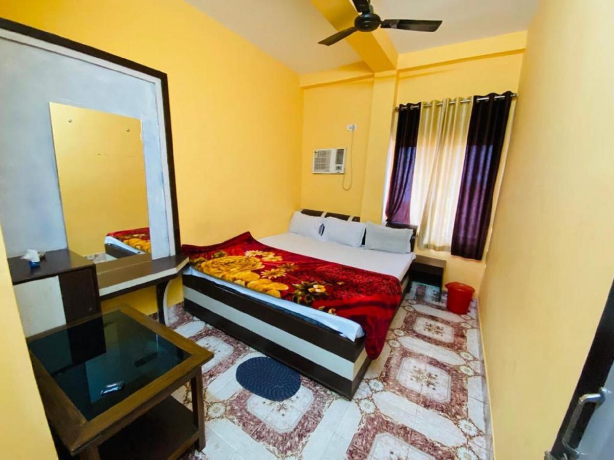 Staymaker Hotel Prerana Tarapith Ngoại thất bức ảnh